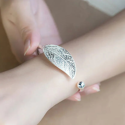 Leaf-Shaped Cuff