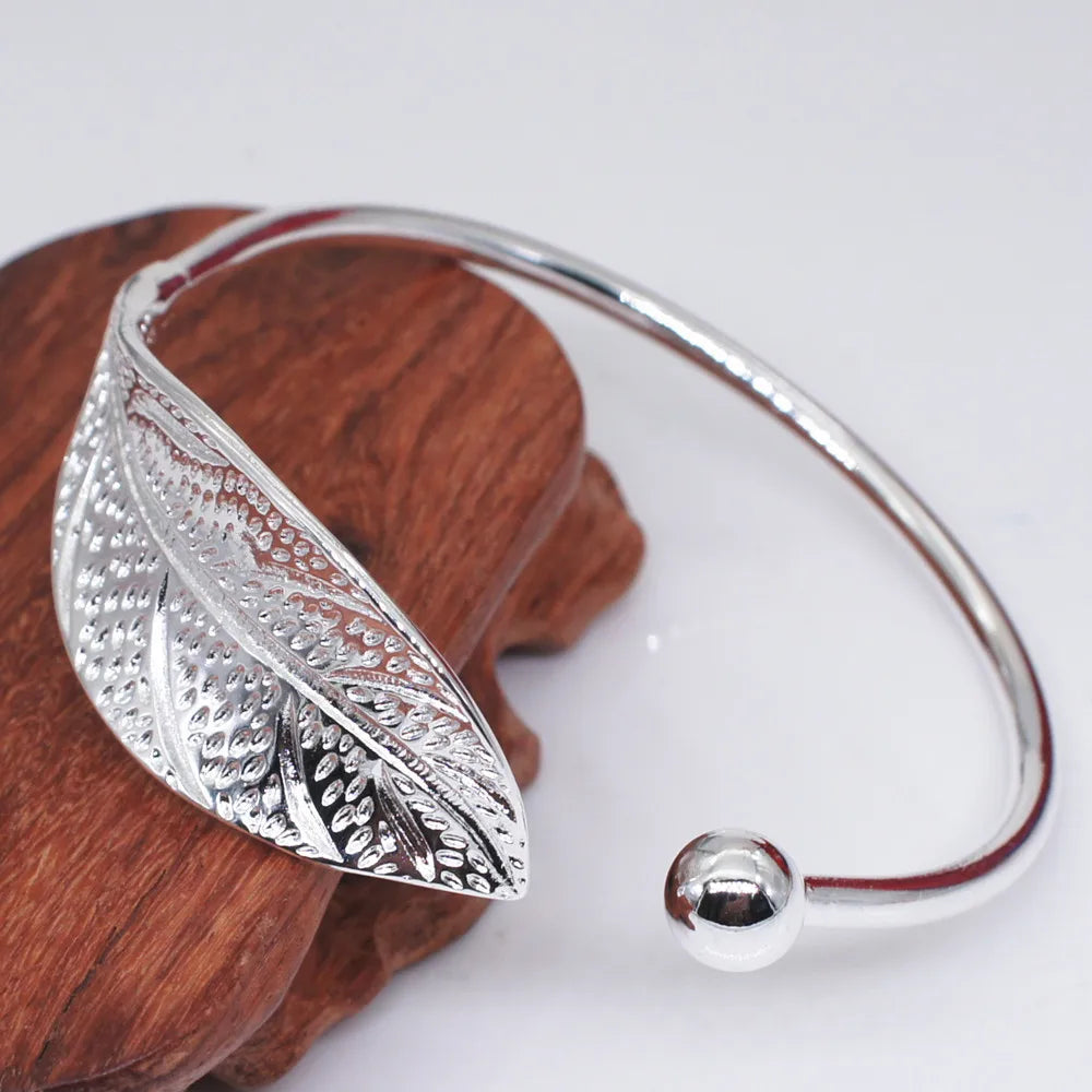 Leaf-Shaped Cuff